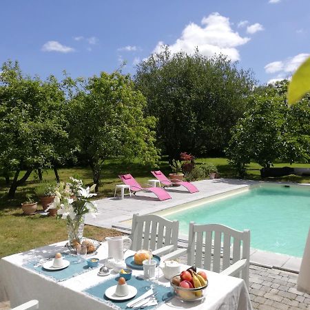 Bed and Breakfast Au Logis De La Mongie Soullans Exterior foto