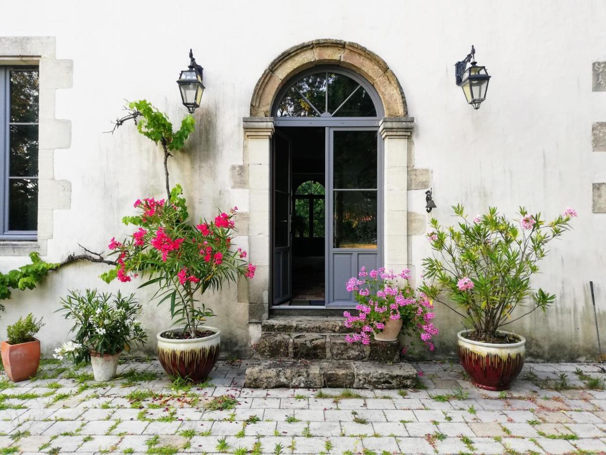 Bed and Breakfast Au Logis De La Mongie Soullans Exterior foto