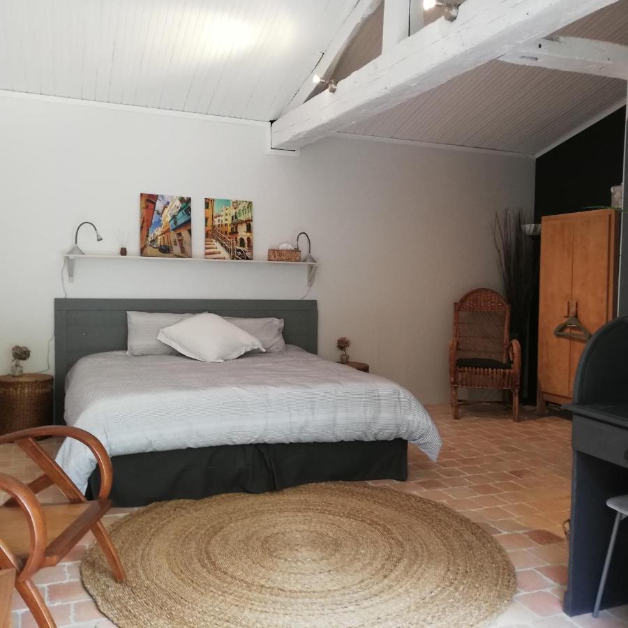 Bed and Breakfast Au Logis De La Mongie Soullans Exterior foto